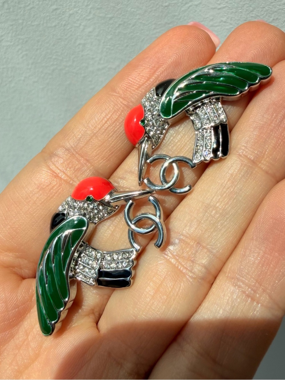 🦅CHANEL Enamel Hummingbird Earrings with Crystal Accents✨